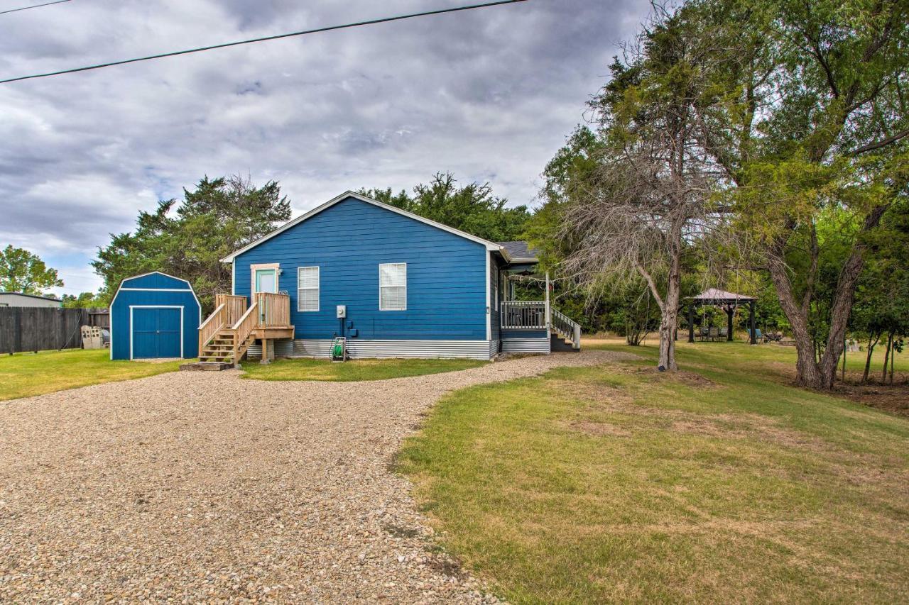 Pottsboro Home With Fire Pit Less Than 1 Mi To Lake Texoma! Dış mekan fotoğraf